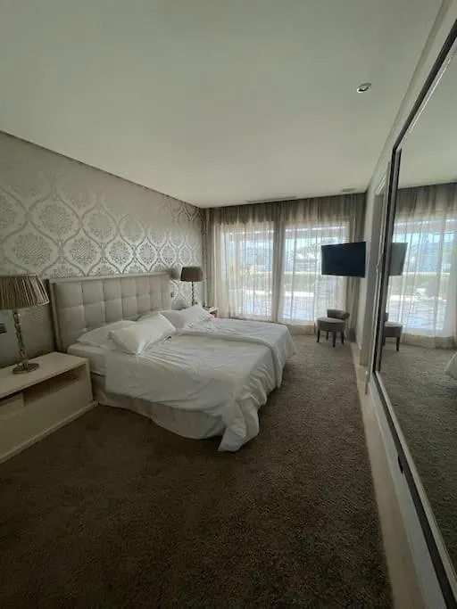 Luxurious And Light 3 Bedroom Penthouse Estepona Apartment