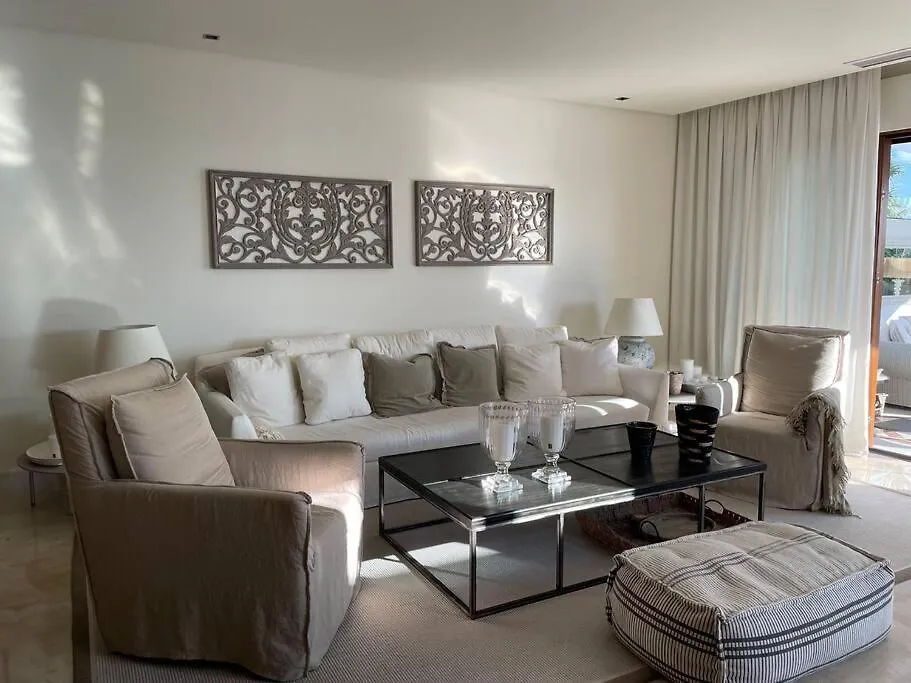 Luxurious And Light 3 Bedroom Penthouse Estepona