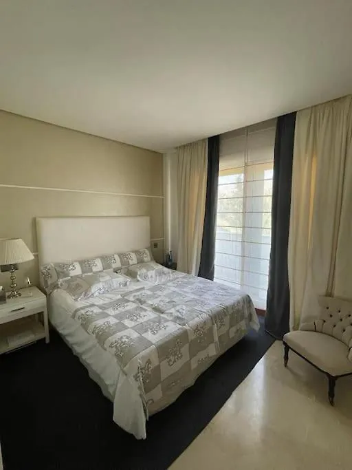 Luxurious And Light 3 Bedroom Penthouse Estepona Apartment